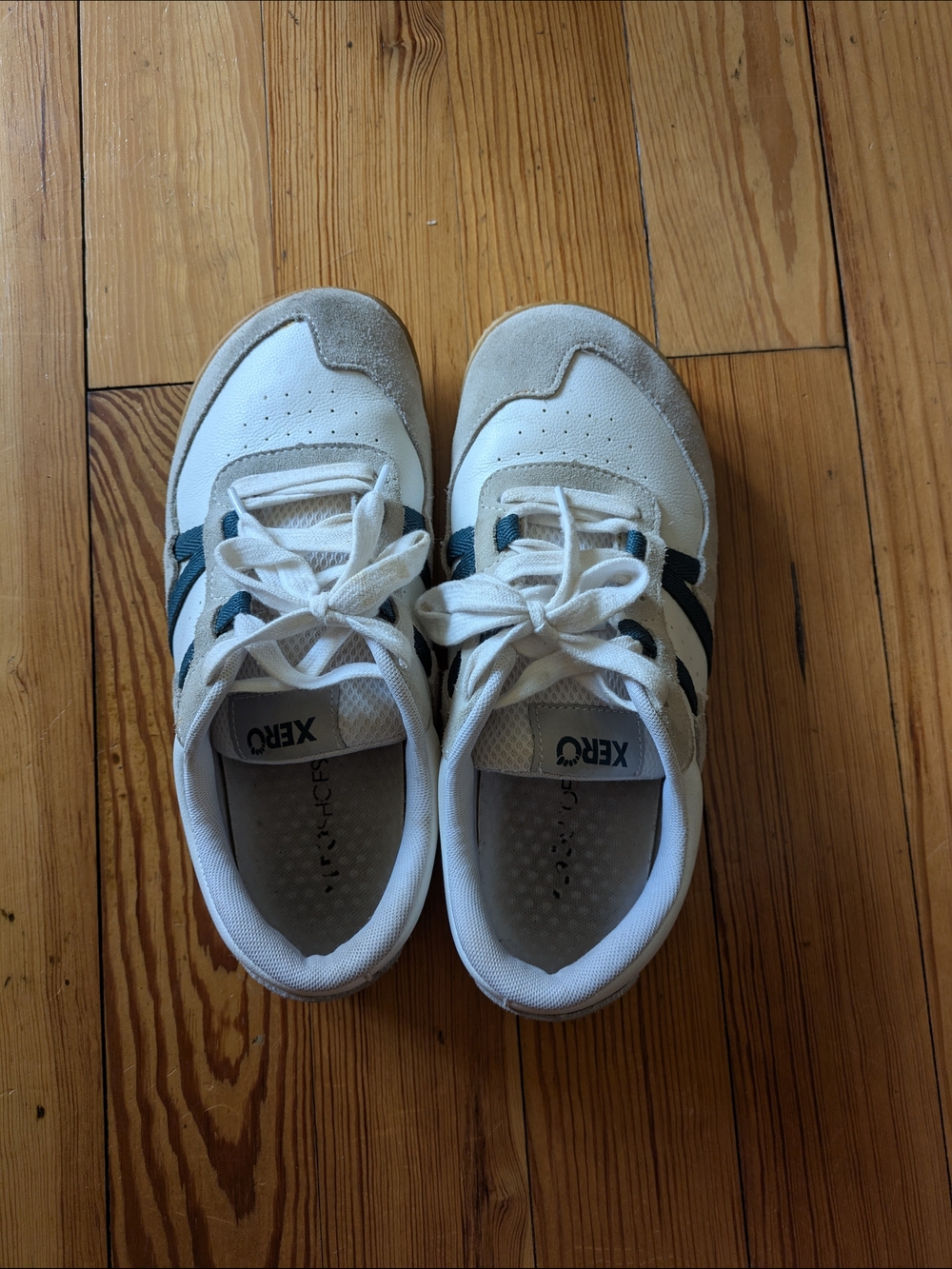 Xero Women’s Kelso White And Teal Sneakers Size 9.5